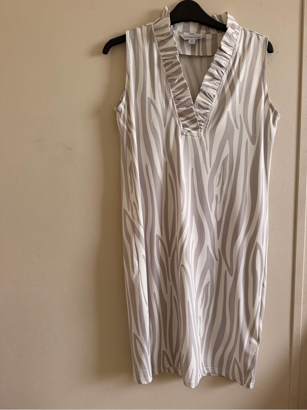 Lea & Viola Sleeveless Midi Dress in Light Gray Zebra Print